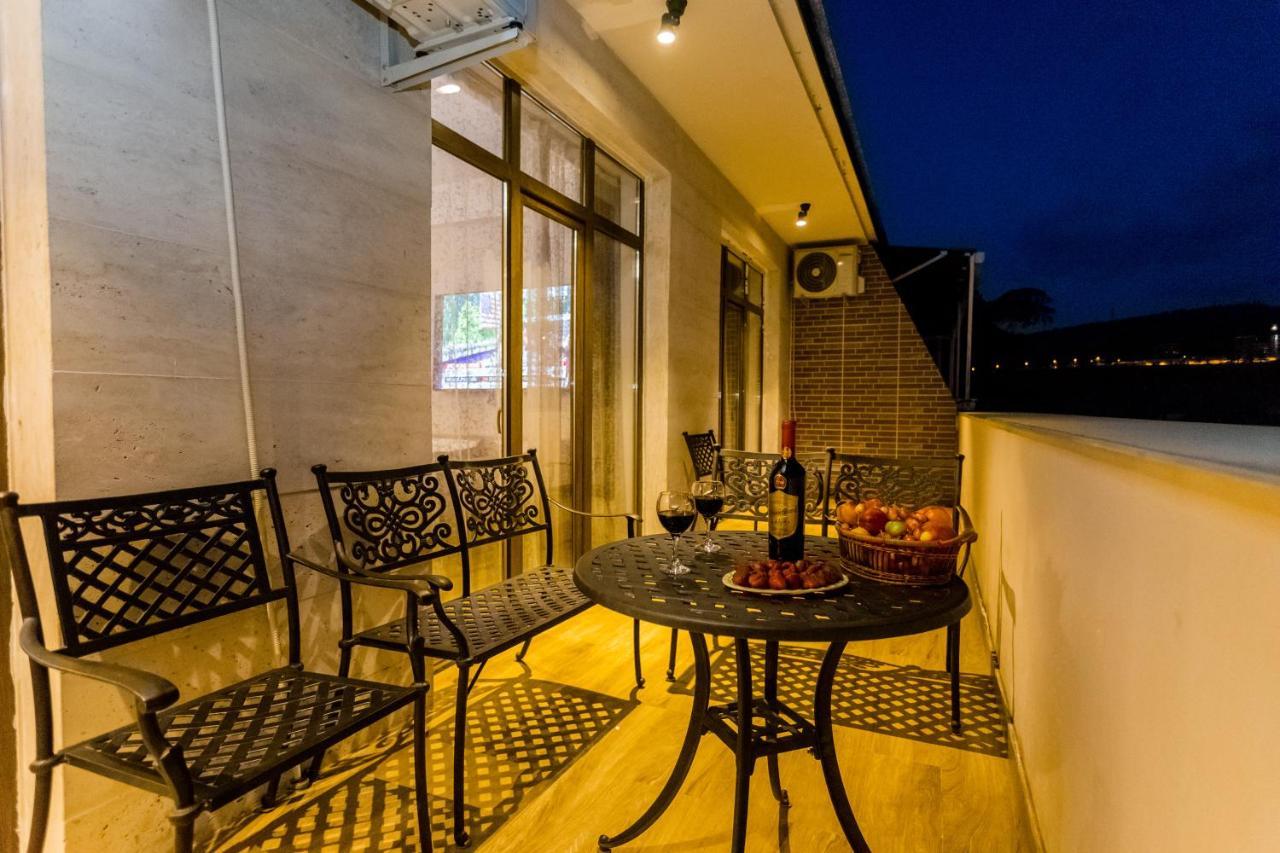 Central Comfort Place L Tiflis Exterior foto